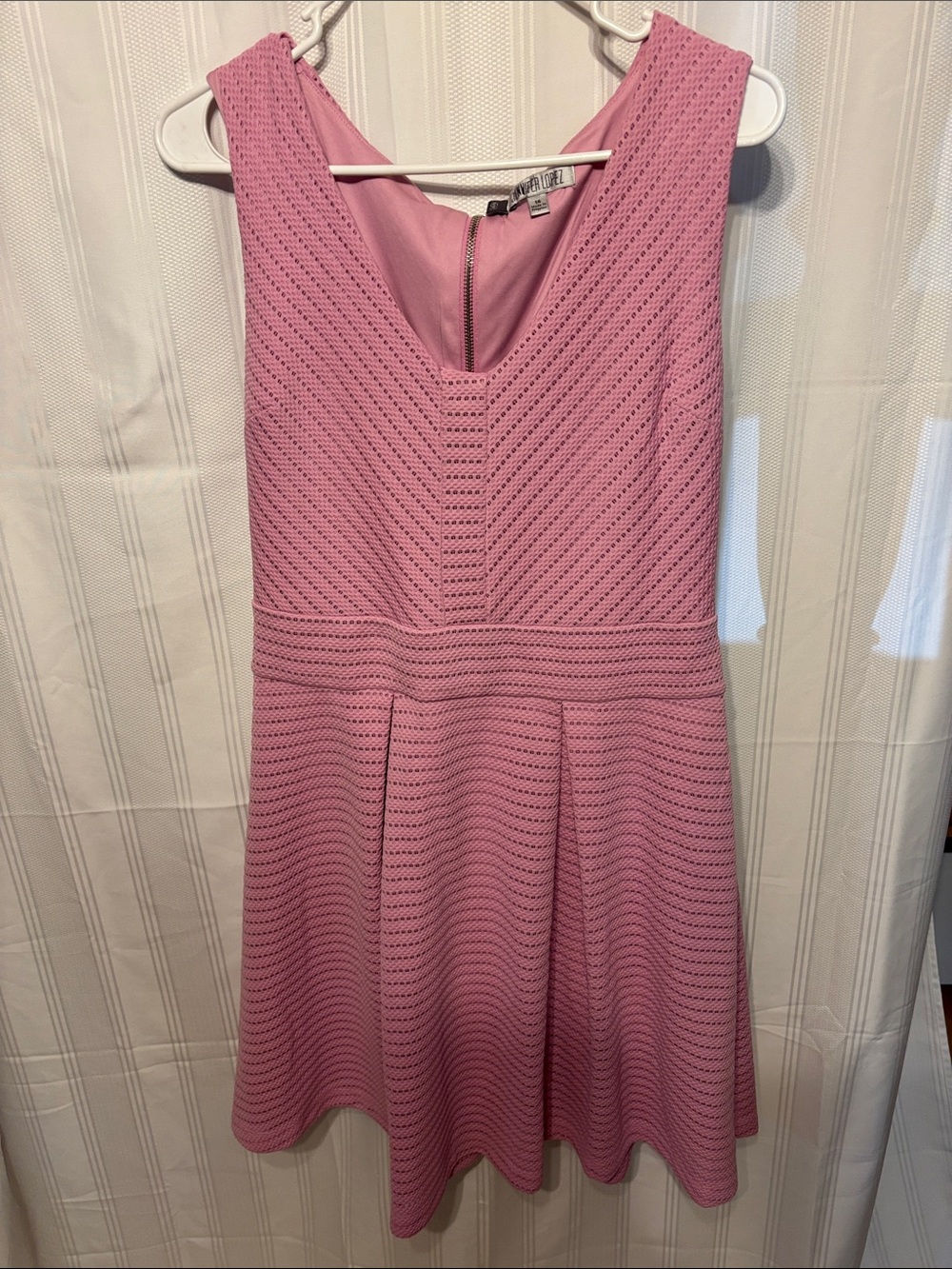 Jennifer Lopez Pink Sleeveless V-Neck Fit & Flare Mini Dress